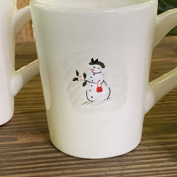 Williams Sonoma Set of 4 Assorted Snowman Decorative Collectible Seasonal Mugs⛄️ - Picture 4 of 16